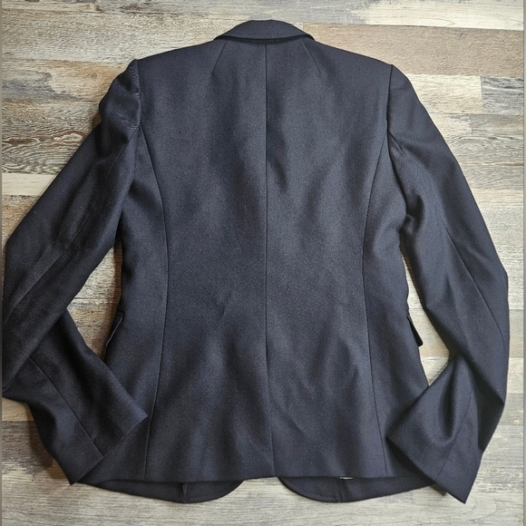 J. Crew Schoolboy Blazer Navy Blue with Gold Buttons Size 2 Tall - Picture 9 of 15